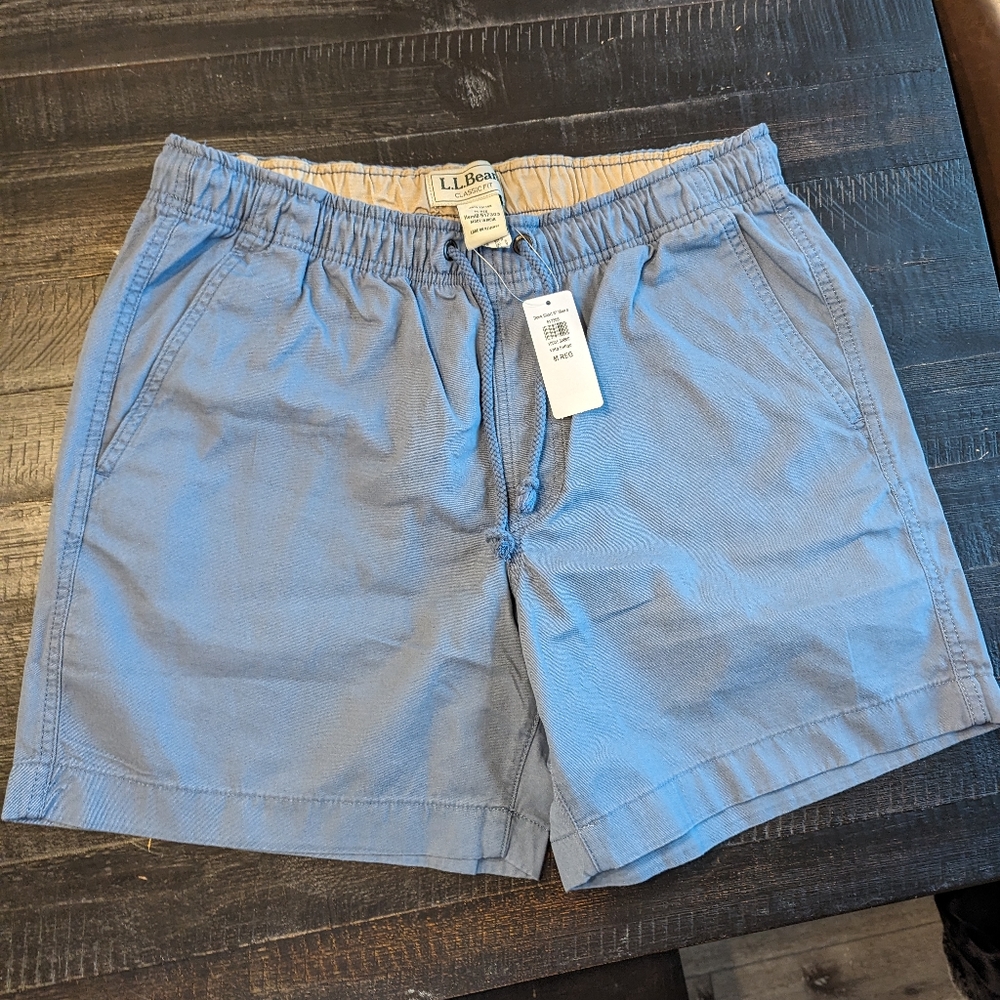 Men's NWT L.L. Bean Shorts Size Medium